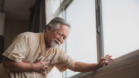 Nguy Cơ Đột Quỵ Gia Tăng Ở Người Cao Tuổi