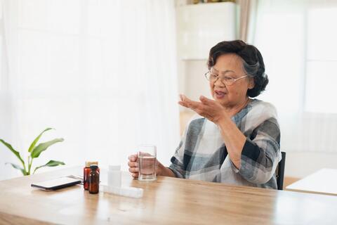 Hậu Quả Ngưng Thuốc Kháng Đông Đột Ngột Ở Bệnh Nhân Rung Nhĩ